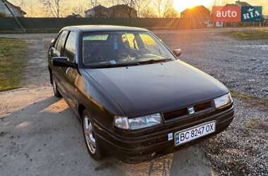 Седан SEAT Toledo 1993 в Зелеві