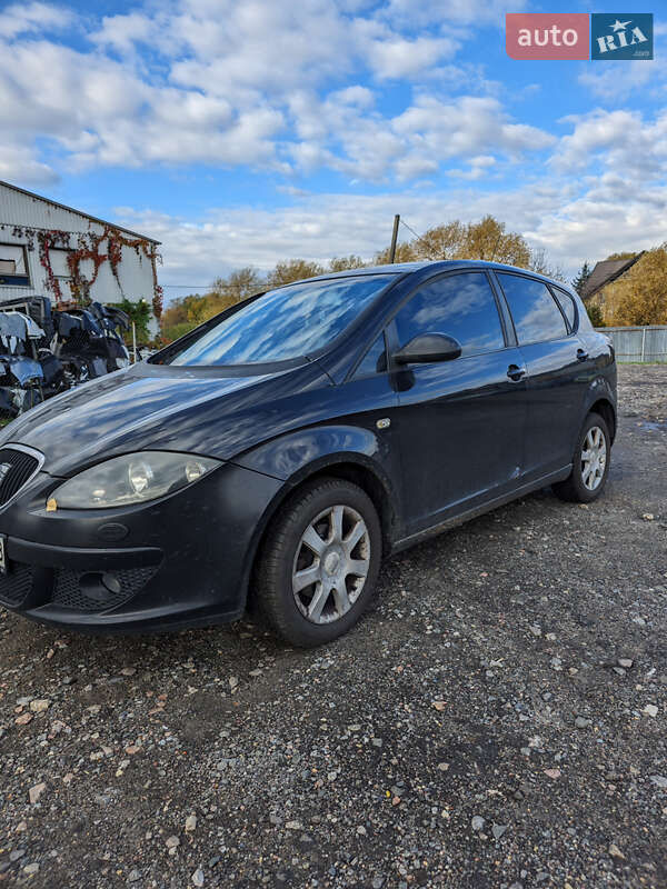 Хэтчбек SEAT Toledo 2006 в Киеве