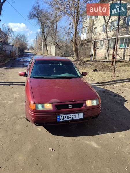Седан SEAT Toledo 1992 в Днепре фото Седан SEAT Toledo 1992 в Днепре