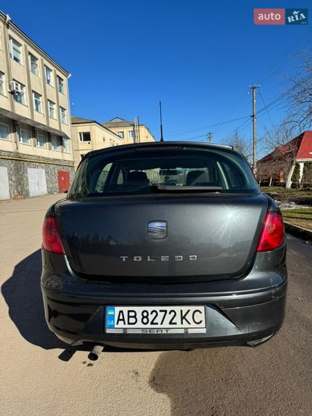 Хэтчбек SEAT Toledo 2009 в Шаргороде