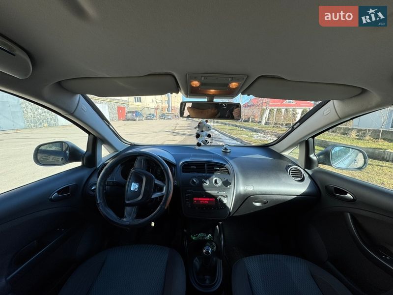 Хэтчбек SEAT Toledo 2009 в Шаргороде