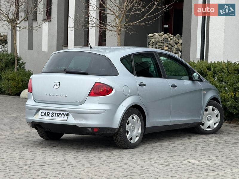 Хэтчбек SEAT Toledo 2008 в Стрые