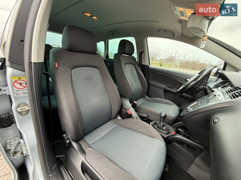 Хэтчбек SEAT Toledo 2008 в Стрые