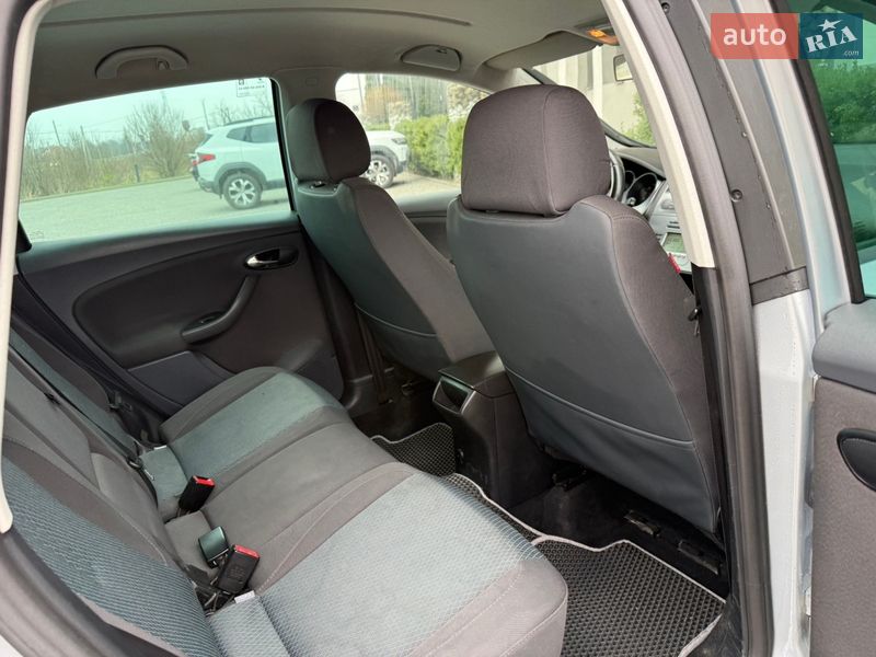 Хэтчбек SEAT Toledo 2008 в Стрые