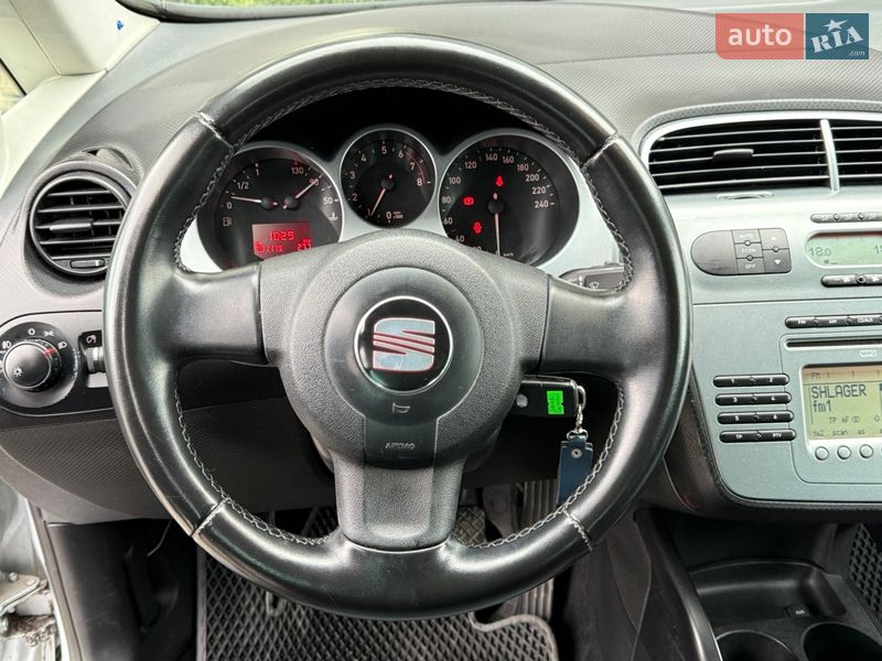 Хэтчбек SEAT Toledo 2008 в Стрые