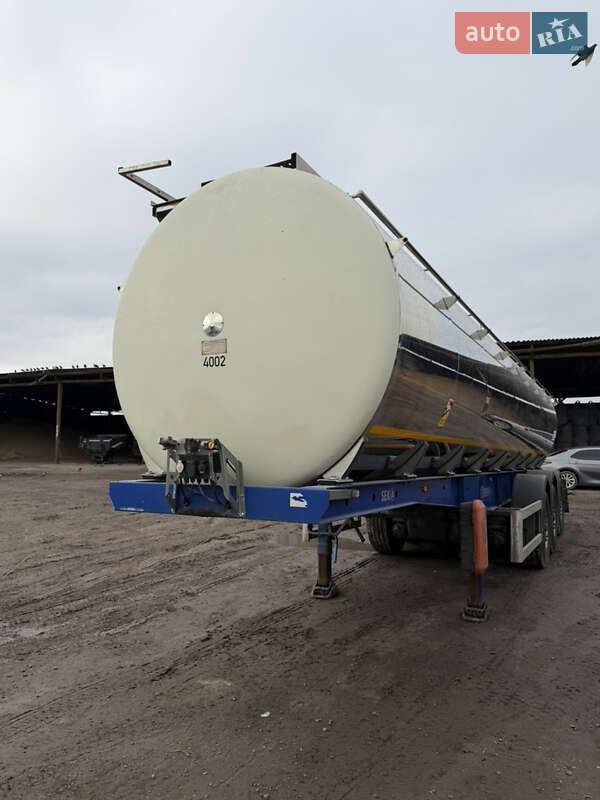 Цистерна напівпричіп Seka 105 2013 в Вінниці