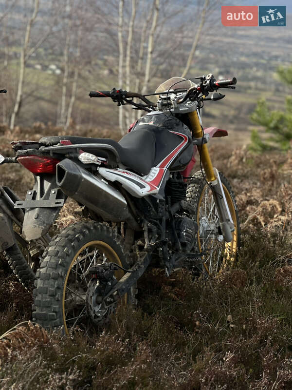 Мотоцикл Кросс Senke Desert 2023 в Вигоді