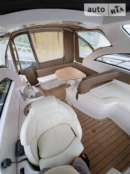 Моторная яхта Sessa Marine C32 2013 в Киеве фото 3 Моторная яхта Sessa Marine C32 2013 в Киеве