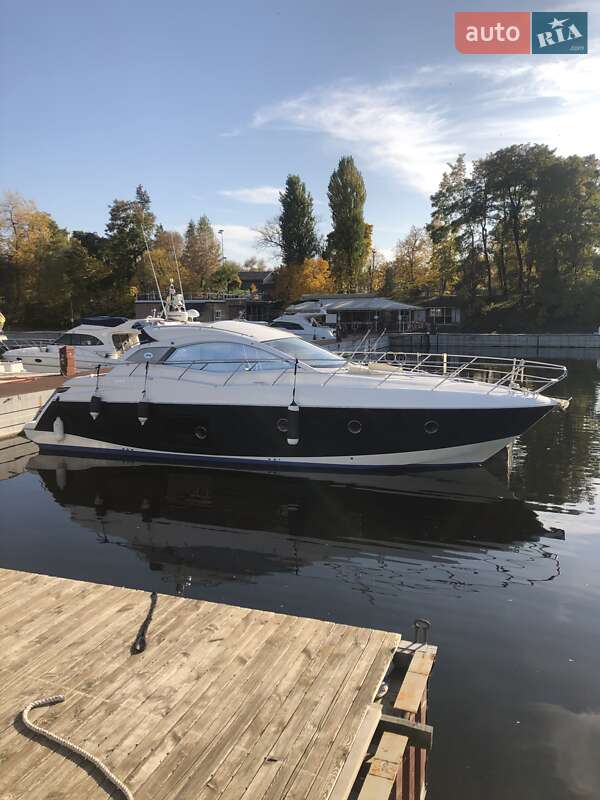 Sessa Marine C43 2010