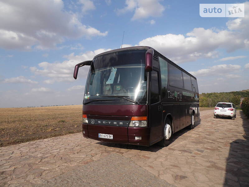 Туристический / Междугородний автобус Setra S 309HD 1992 в 