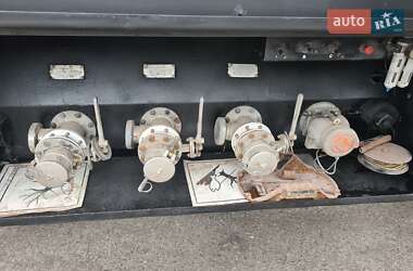 Цистерна полуприцеп Simatra NC-02 2005 в 