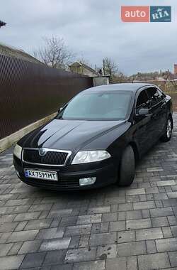 Ліфтбек Skoda 110 2005 в 