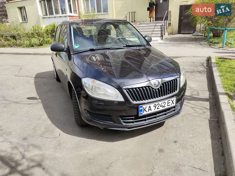 UA 2013 Toyota Land Cruiser | JTMHY7AJ3D4011052 | Bid History