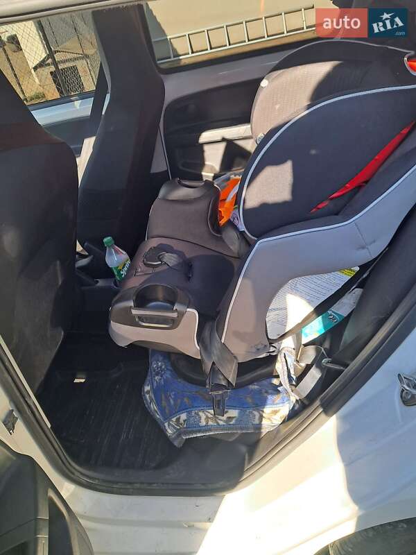 Хэтчбек Skoda Citigo 2014 в Тернополе