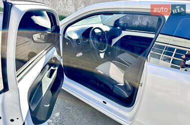 Хэтчбек Skoda Citigo 2013 в 