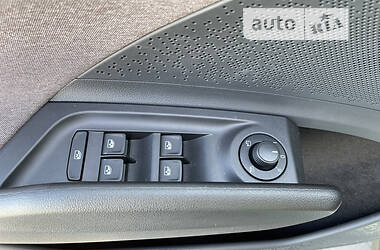 Позашляховик / Кросовер Skoda Enyaq iV 2021 в 