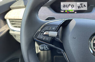 Позашляховик / Кросовер Skoda Enyaq iV 2021 в 