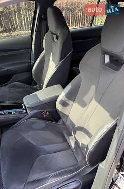 Внедорожник / Кроссовер Skoda Enyaq iV 2022 в 