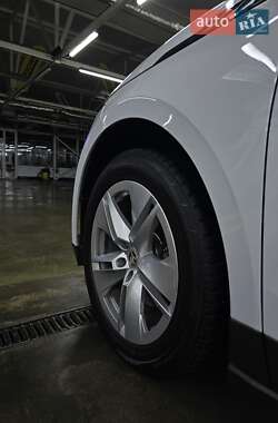Позашляховик / Кросовер Skoda Enyaq iV 2021 в 