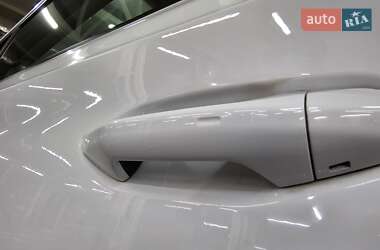 Позашляховик / Кросовер Skoda Enyaq iV 2021 в 
