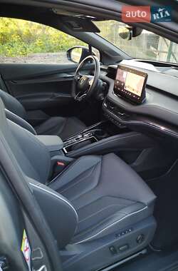 Внедорожник / Кроссовер Skoda Enyaq iV 2023 в 