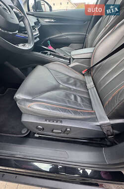 Позашляховик / Кросовер Skoda Enyaq iV 2024 в 