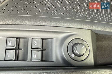 Позашляховик / Кросовер Skoda Enyaq iV 2023 в  фото 61 Позашляховик / Кросовер Skoda Enyaq iV 2023 в