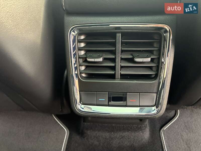 Позашляховик / Кросовер Skoda Enyaq iV 2022 в Києві фото 81 Позашляховик / Кросовер Skoda Enyaq iV 2022 в Києві