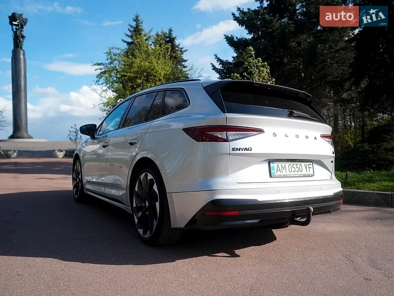 Skoda Enyaq iV 2022 VIN TMBJC7NY3NF034859 фото оголошення 2 з 30