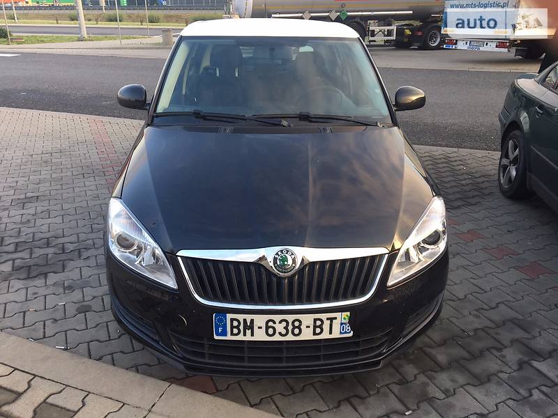 Хэтчбек Skoda Fabia 2011 в Львове