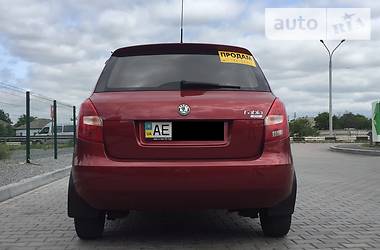 Хэтчбек Skoda Fabia 2008 в Днепре