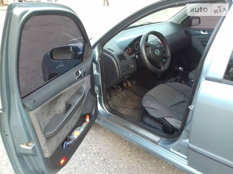 Седан Skoda Fabia 2002 в Костянтинівці (Краматорського району)