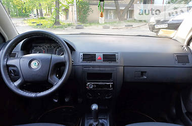 Хэтчбек Skoda Fabia 2006 в Киеве