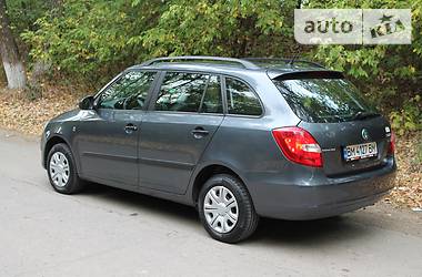 Универсал Skoda Fabia 2011 в Сумах