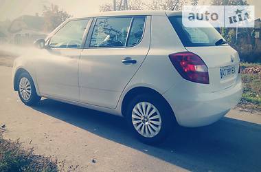 Хэтчбек Skoda Fabia 2011 в Киеве