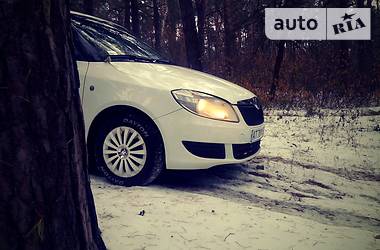 Хэтчбек Skoda Fabia 2011 в Киеве