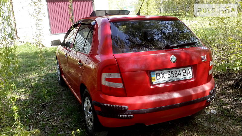 Хетчбек Skoda Fabia 2004 в 