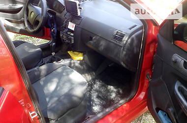 Хетчбек Skoda Fabia 2004 в 