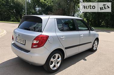 Хэтчбек Skoda Fabia 2012 в Киеве