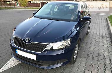 Хэтчбек Skoda Fabia 2018 в Киеве