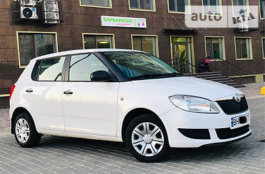 Хэтчбек Skoda Fabia 2015 в Одессе