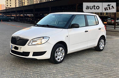 Хэтчбек Skoda Fabia 2015 в Одессе