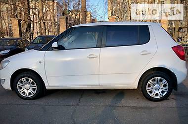 Хетчбек Skoda Fabia 2012 в Києві