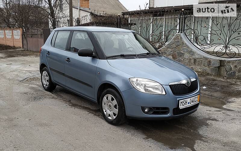 Хетчбек Skoda Fabia 2008 в Нових Санжарах