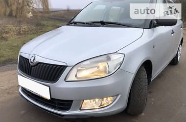 Хетчбек Skoda Fabia 2014 в Тернополі