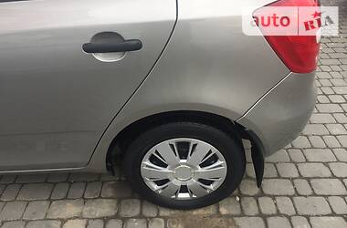 Хетчбек Skoda Fabia 2009 в 