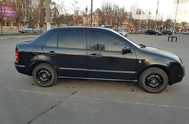 Седан Skoda Fabia 2002 в Херсоне