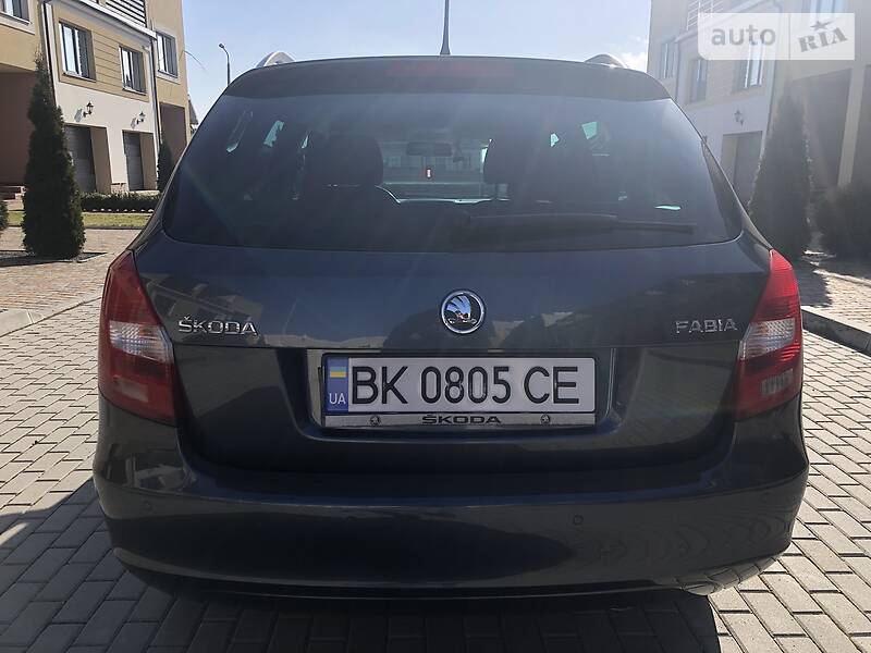 Універсал Skoda Fabia 2014 в Рівному