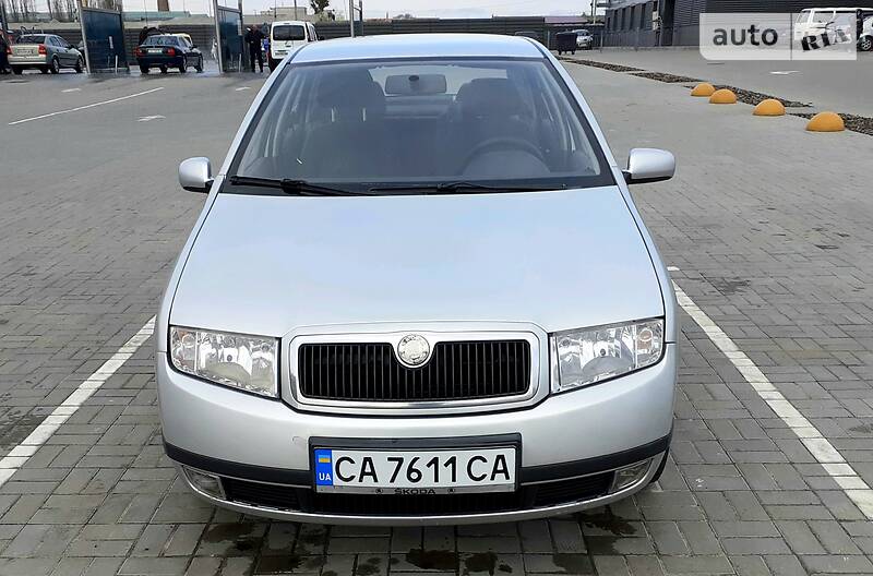 Седан Skoda Fabia 2001 в Черкассах