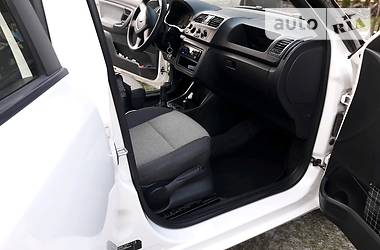 Хетчбек Skoda Fabia 2012 в 